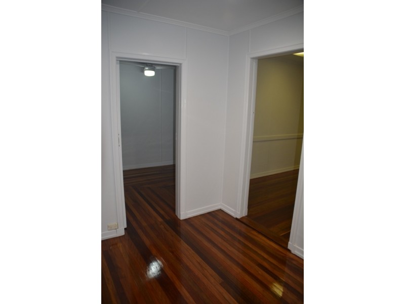 136 Groth Road, Boondall QLD 4034