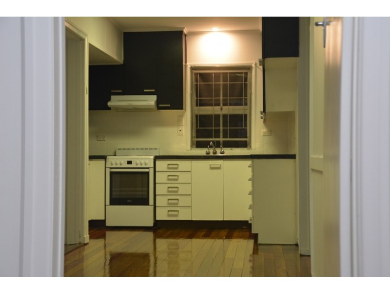 136 Groth Road, Boondall QLD 4034