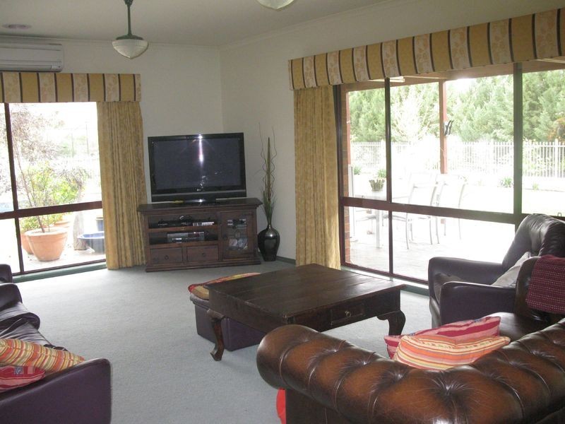 38 Wallingford Court, Echuca VIC 3564