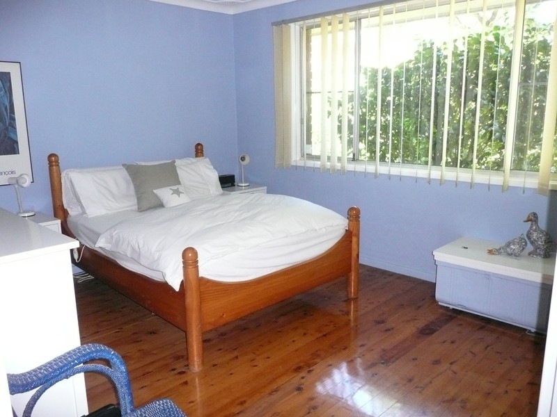 32 Vernon St, Greystanes NSW 2145