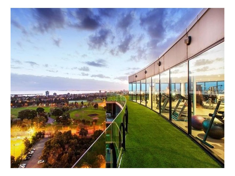 83 Queens Road, Melbourne VIC 3004