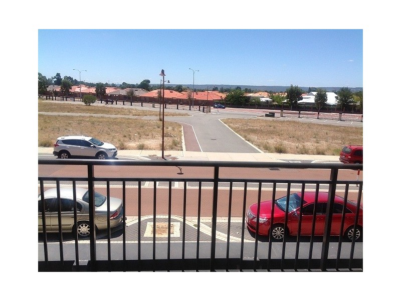 6/144 Canna Drive, Canning Vale WA 6155