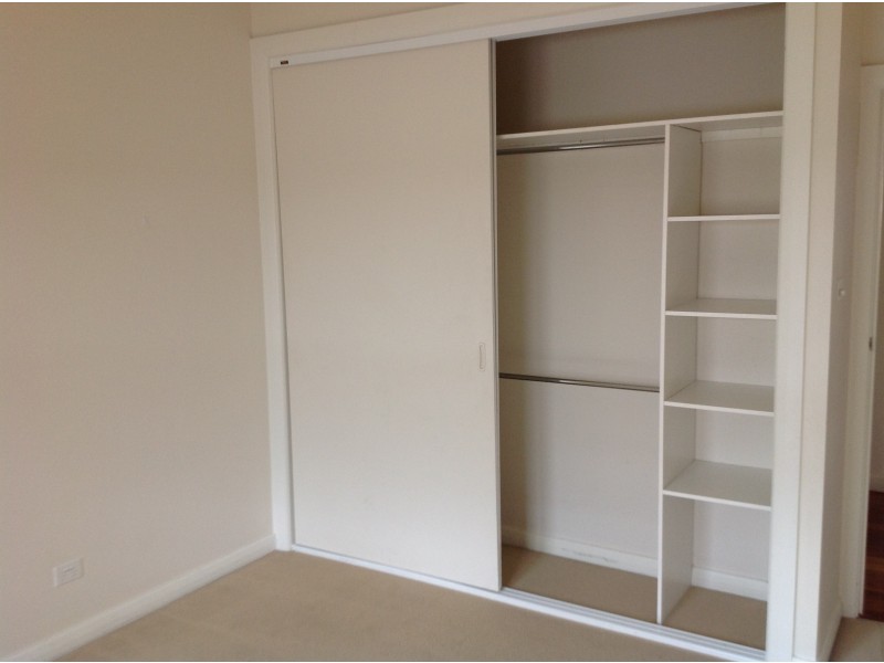 8 Hoffman Street, Brunswick West VIC 3055