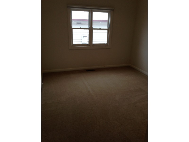 8 Hoffman Street, Brunswick West VIC 3055