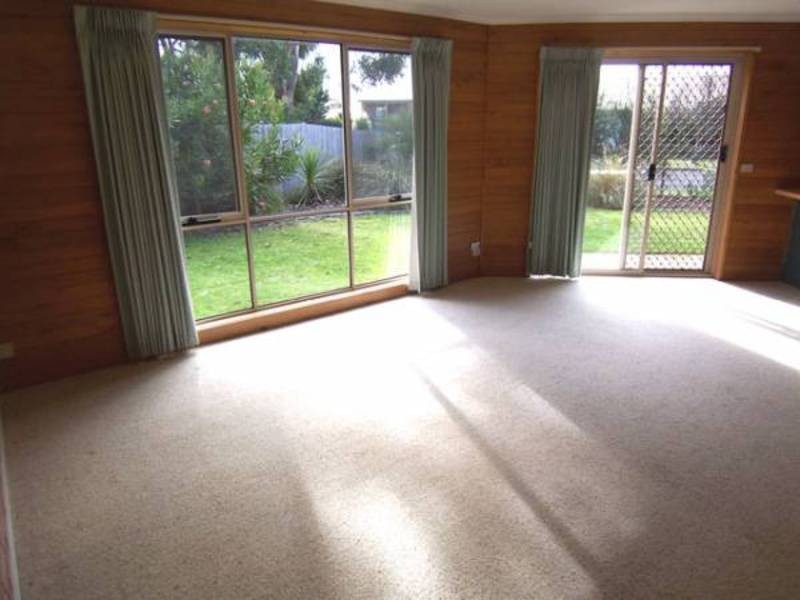 1/27 Lethborg Avenue, Turners Beach TAS 7315