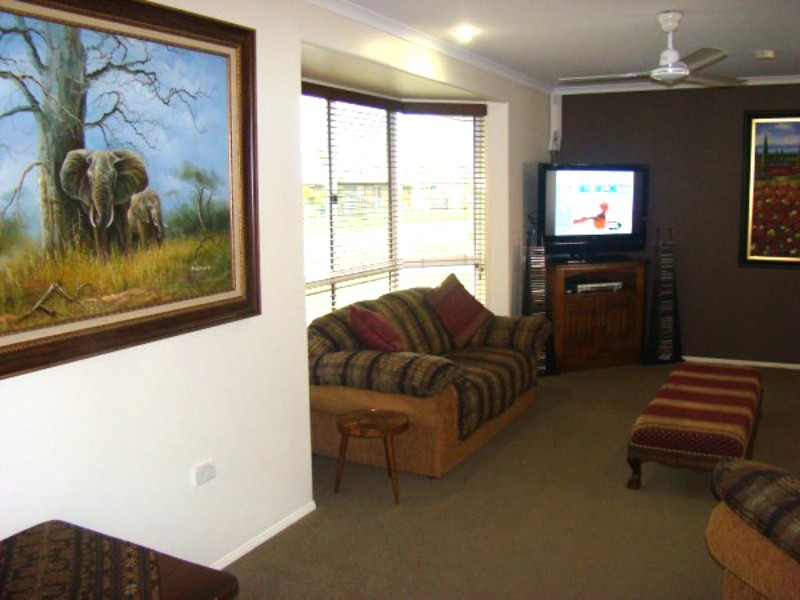 52 Ben Nevis, Beaconsfield QLD 4740