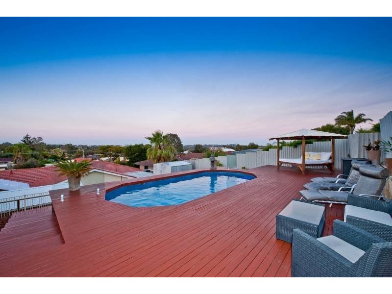 55 Monument Drive, Beldon WA 6027