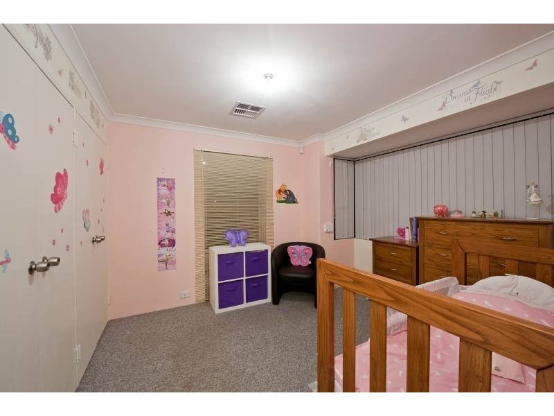 55 Monument Drive, Beldon WA 6027