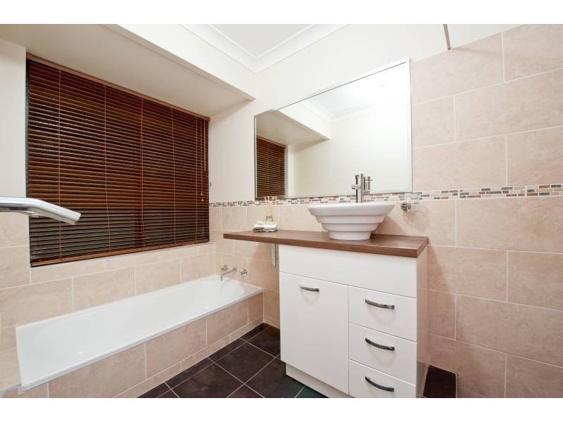 55 Monument Drive, Beldon WA 6027