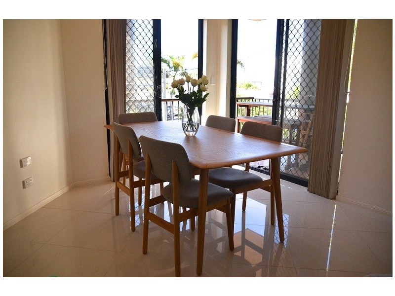 4/1396  Gold Coast Hwy, Palm Beach QLD 4221