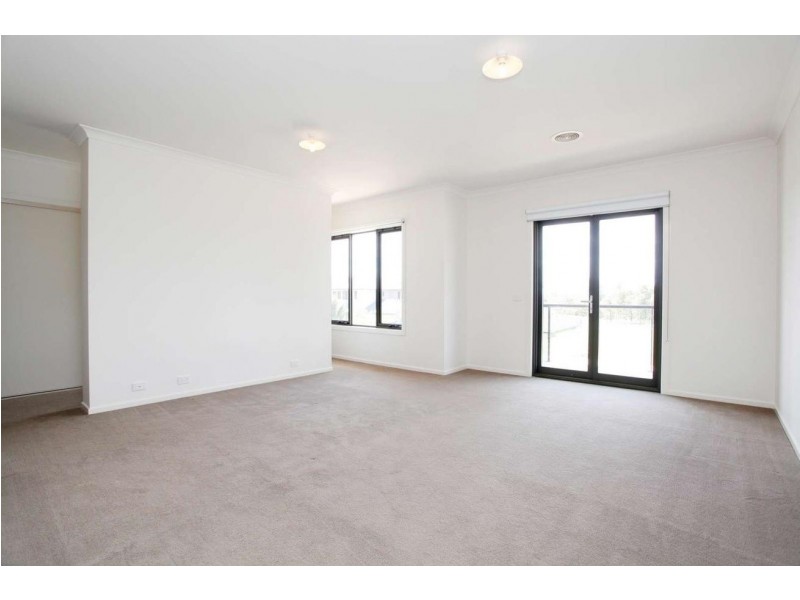 175 Sandhurst Boulevard, Sandhurst VIC 3977