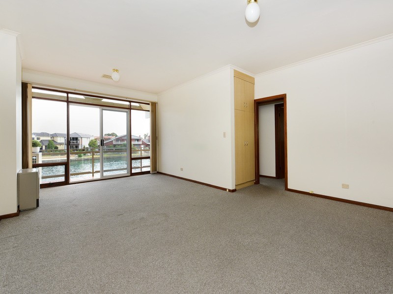 8/6 Sunrise Court, West Lakes SA 5021