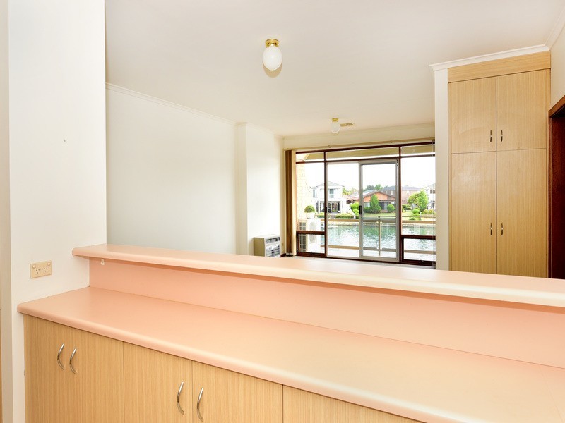 8/6 Sunrise Court, West Lakes SA 5021