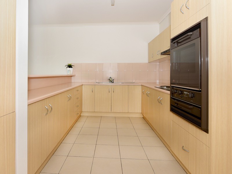 8/6 Sunrise Court, West Lakes SA 5021