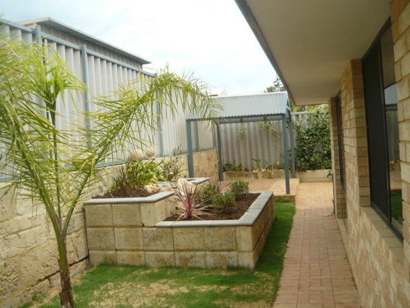 23 Quintal Court, Quinns Rocks WA 6030