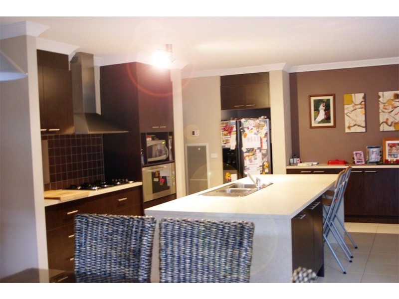 3 Rothesay Ave, Derrimut VIC 3030