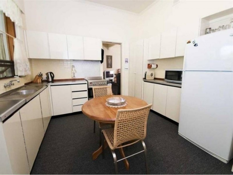 2 Beauford Avenue, Marion SA 5043