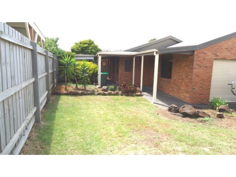 9 Rosslare Court, Hoppers Crossing VIC 3029