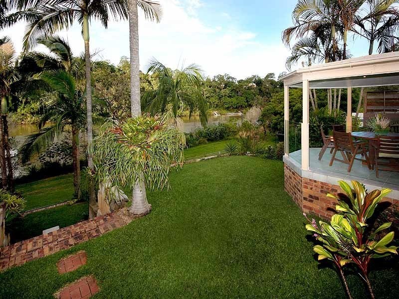 37 Mandalay Street, Fig Tree Pocket QLD 4069