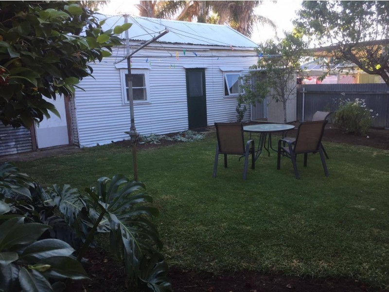 27 Crown Terrace, Royal Park SA 5014