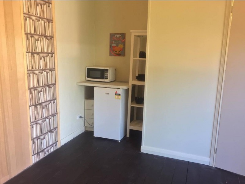 27 Crown Terrace, Royal Park SA 5014