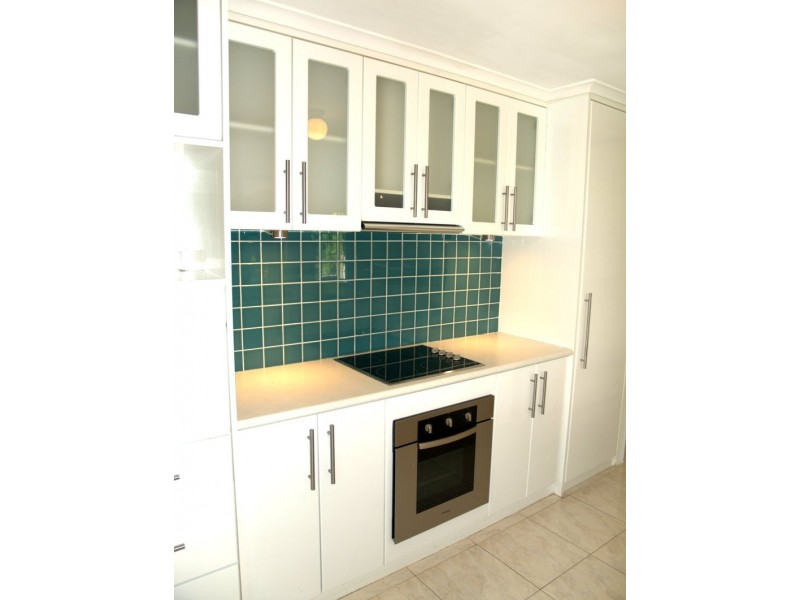 23 Forestlakes Drive, Thornlie WA 6108