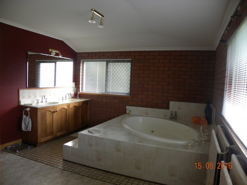 4 Haven Street, Dover TAS 7117