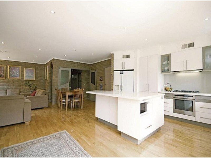 51 Burrindi Road, Caulfield South VIC 3162