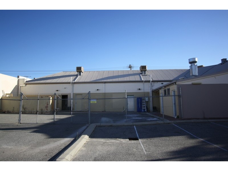 371 Belgravia Street, Cloverdale WA 6105