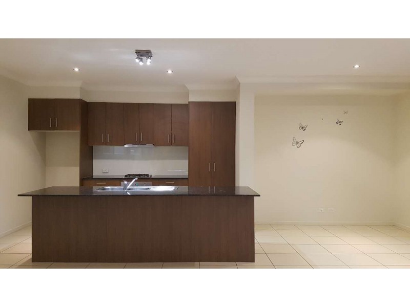 20 Chip in Place, Helensvale QLD 4212