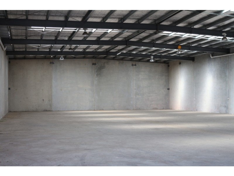 13 Second Avenue, Sunshine VIC 3020