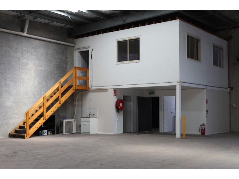 13 Second Avenue, Sunshine VIC 3020