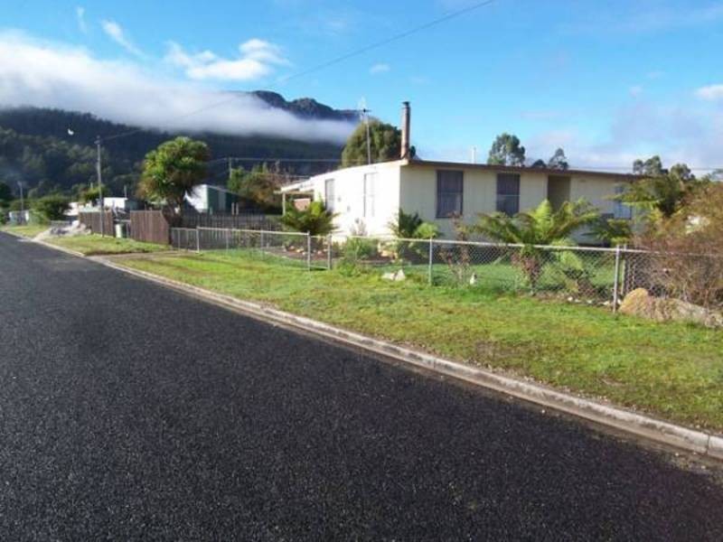 26 Sophia St, Tullah TAS 7321