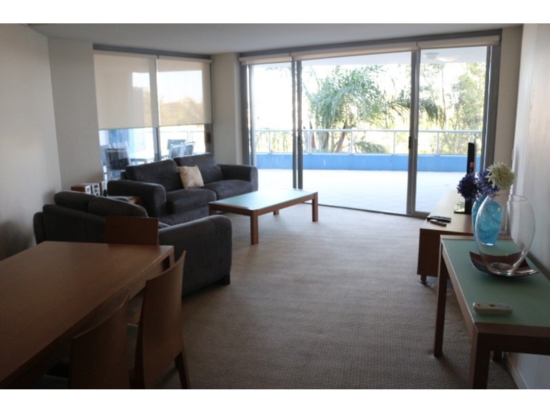 504/89 Landsborough Avenue, Scarborough QLD 4020
