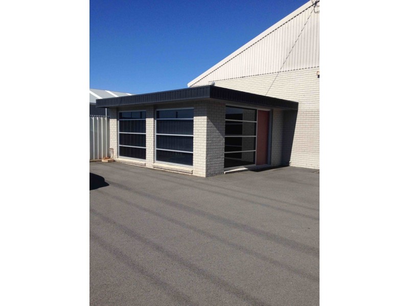 216 Urana Street, Ashmont NSW 2650