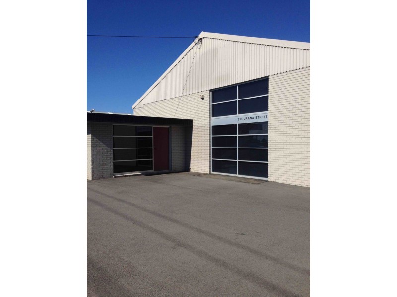 216 Urana Street, Ashmont NSW 2650