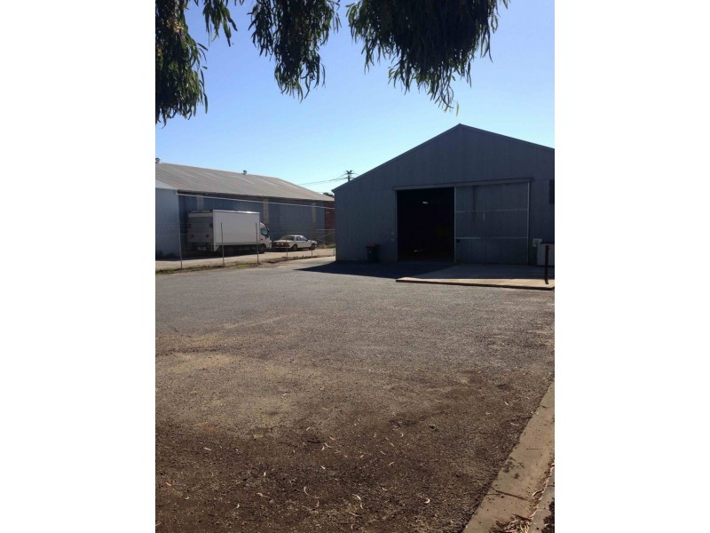 216 Urana Street, Ashmont NSW 2650