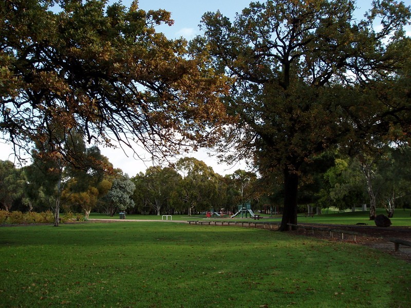 27 The Parade, Marion SA 5043