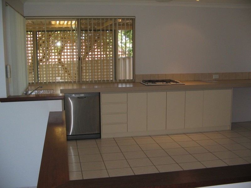 6 Fisherton Circuit, Kinross WA 6028