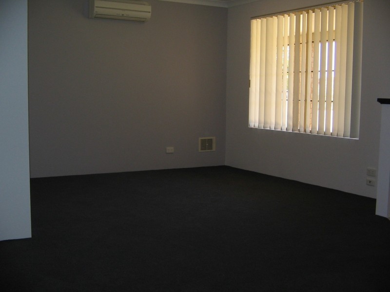 6 Fisherton Circuit, Kinross WA 6028