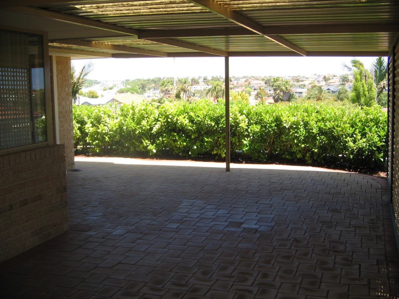 6 Fisherton Circuit, Kinross WA 6028