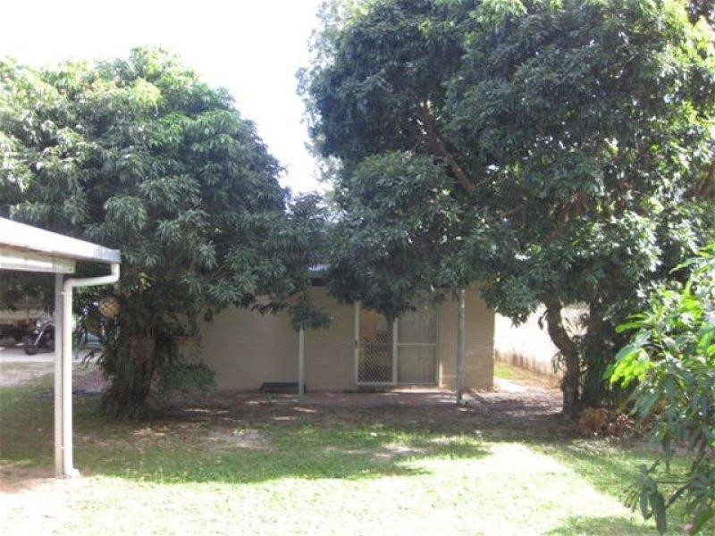 10 Warnambool Street, Trinity Park QLD 4879