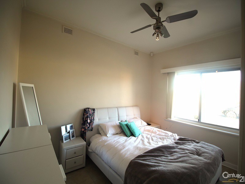 73 Gordon Street, Albert Park SA 5014