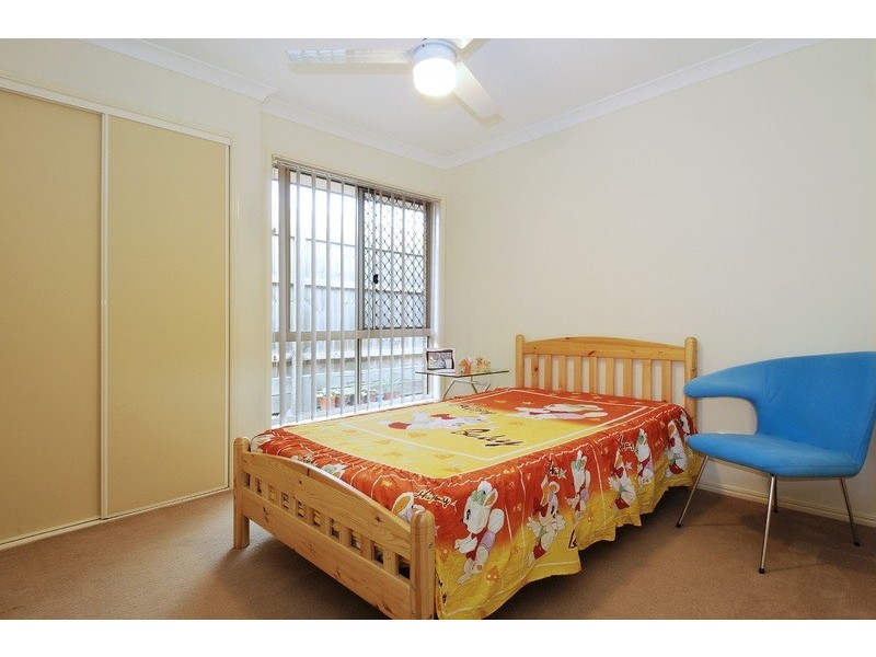 16 Wavecrest Place, Calamvale QLD 4116