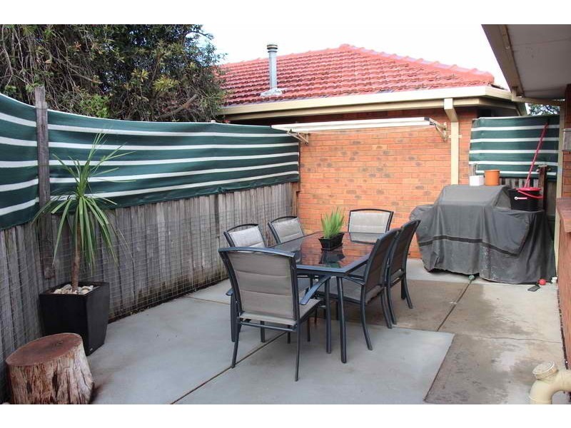 2/373 Geelong Road, Kingsville VIC 3012