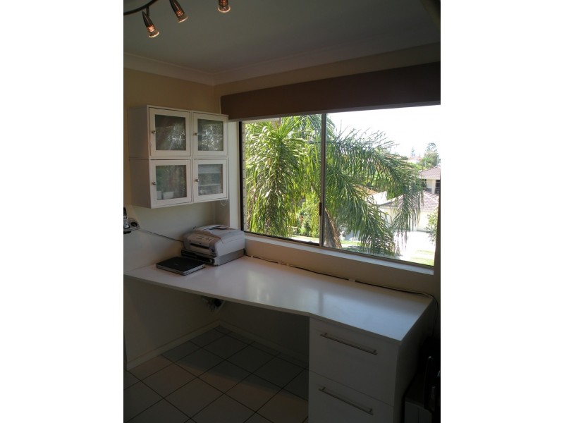 9/20-22 Whiting St, Labrador QLD 4215