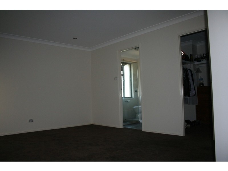 2 Thursday Avenue, Shell Cove NSW 2529