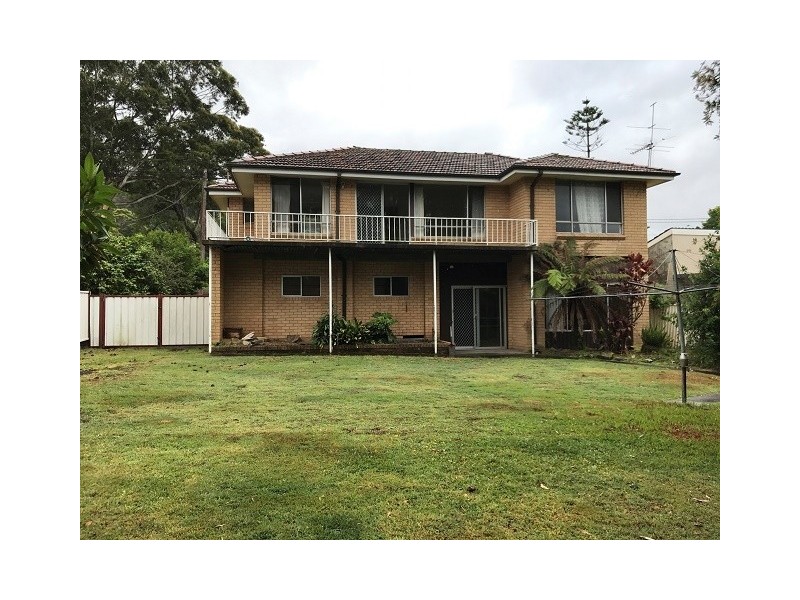 11 Blue Bell Drive, Wamberal NSW 2260