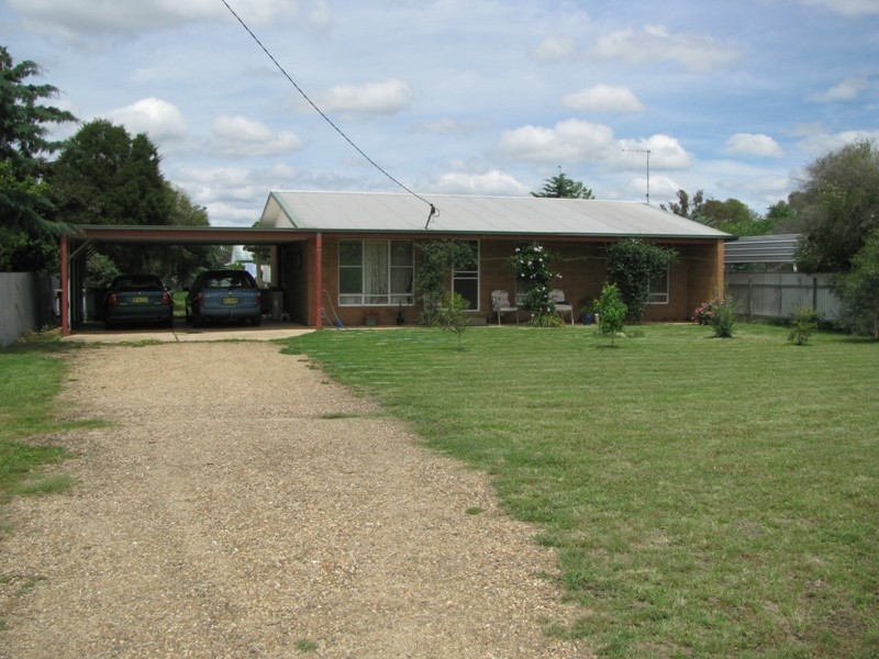 8 Best Street, Uranquinty NSW 2652