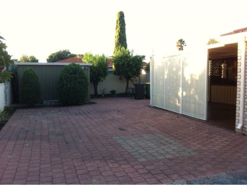 34 Quamby Place, Rockingham WA 6168